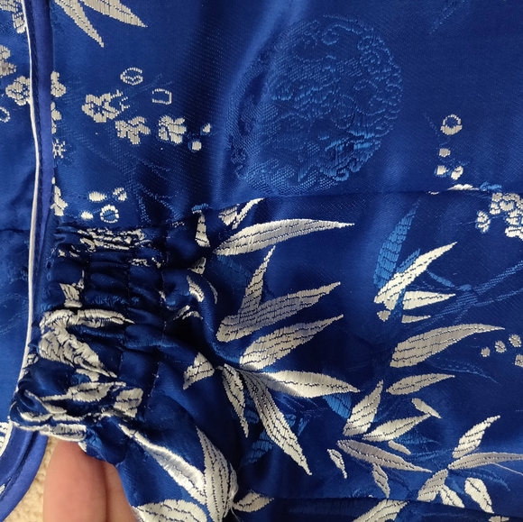 traditional Chinese dress 2 piece size small - Picture 3 of 8